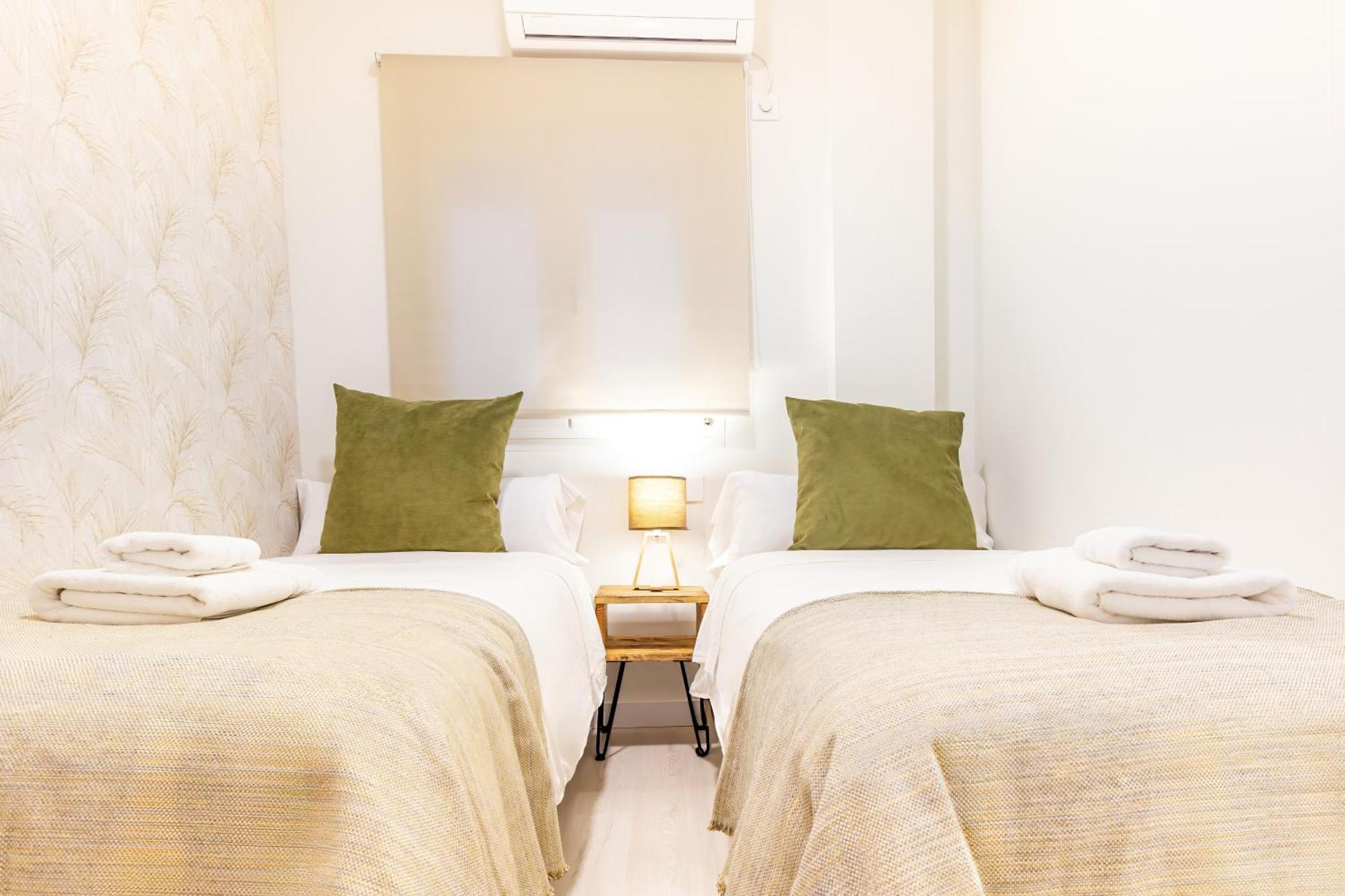 Alohamundi Gavidia II Apartment Seville Ngoại thất bức ảnh
