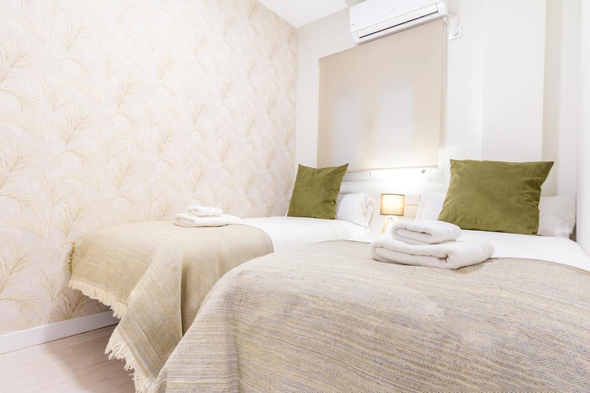 Alohamundi Gavidia II Apartment Seville Ngoại thất bức ảnh